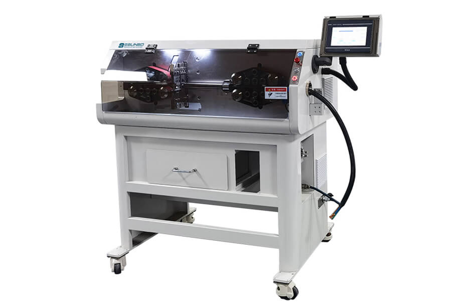 Large cable cut and strip machine